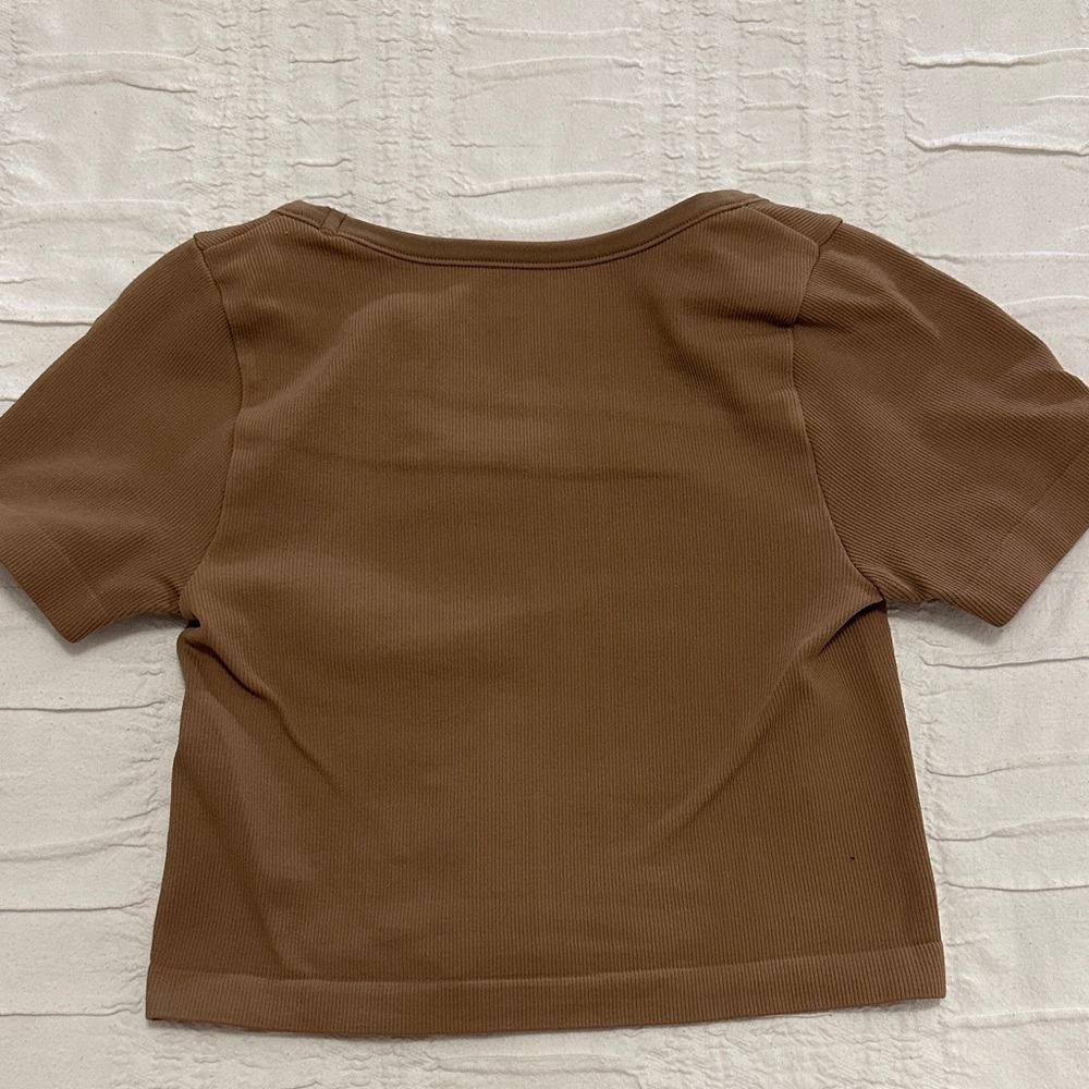 Garage Crop Top - Picture 5 of 5